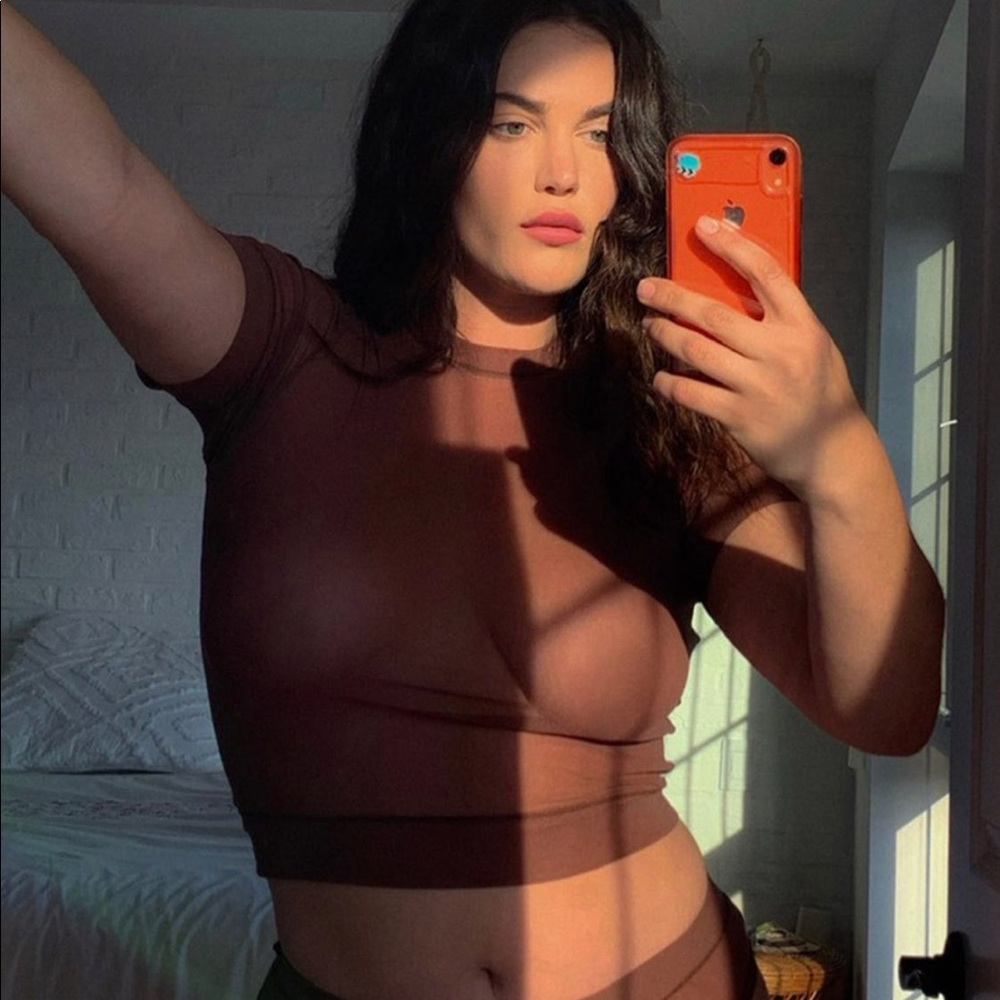 SKIMS summer mesh t shirt in jasper XXS